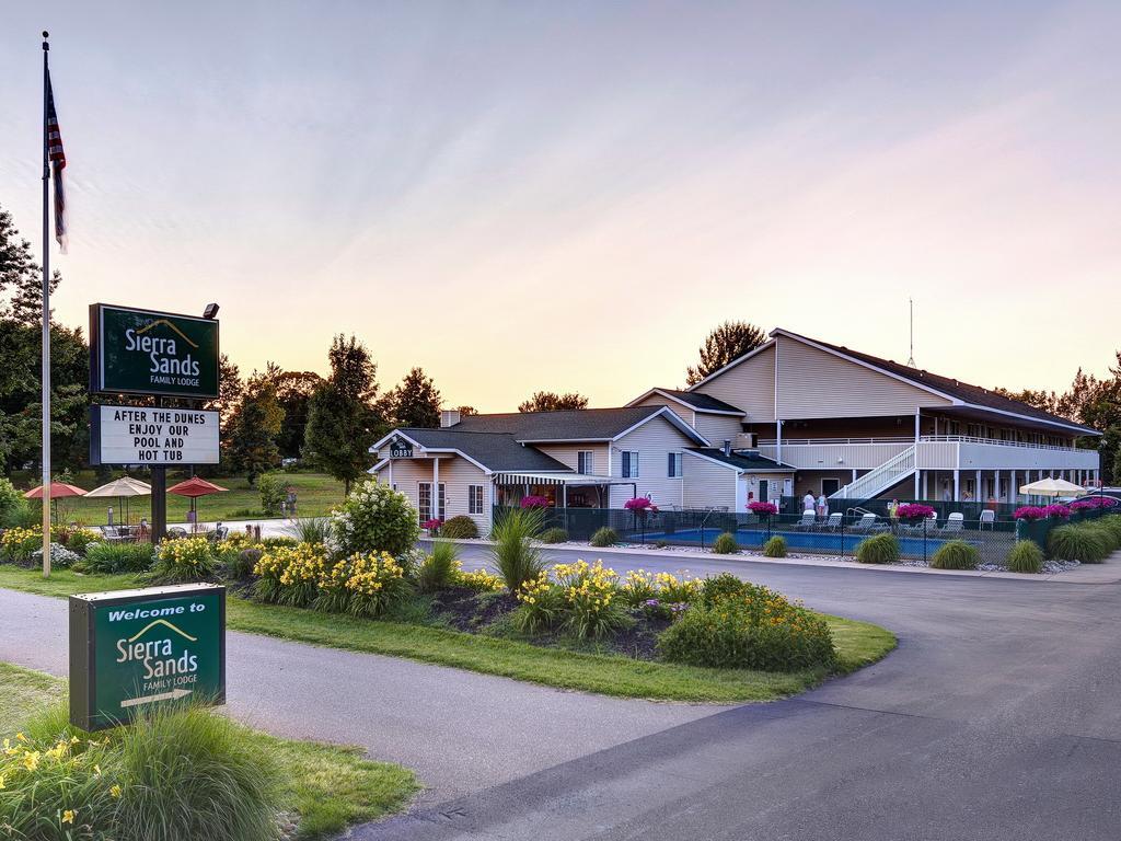 Sierra Sands Family Lodge Mears Exterior photo